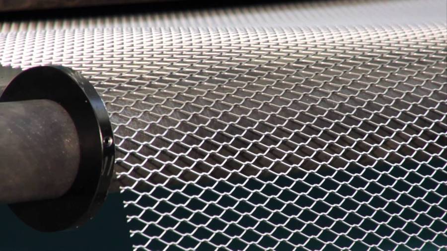 Choosing The Great Expanded Mesh Over Traditional Fencing And Partitioning